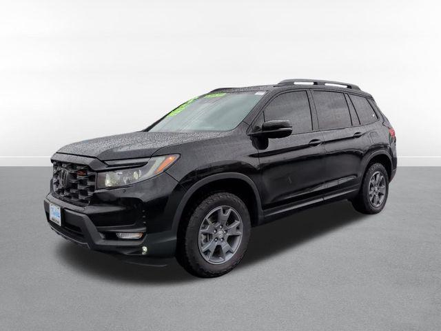 used 2025 Honda Passport car, priced at $38,475