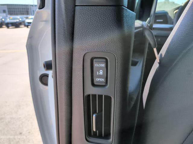 new 2026 Honda Odyssey car, priced at $44,415