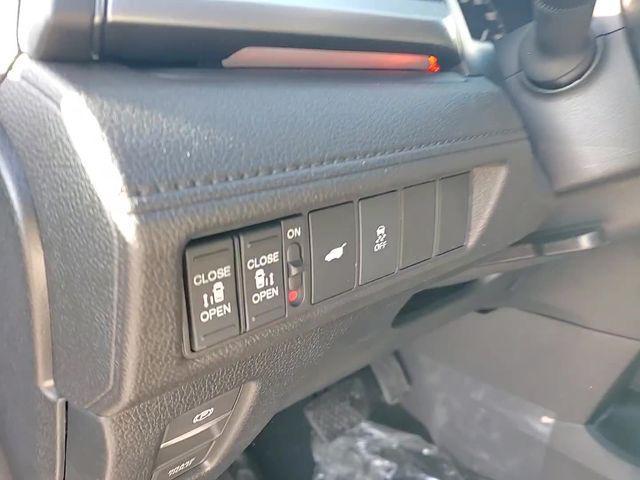 new 2026 Honda Odyssey car, priced at $43,522