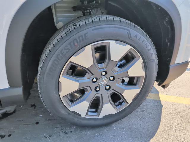 new 2026 Honda Pilot car, priced at $54,924