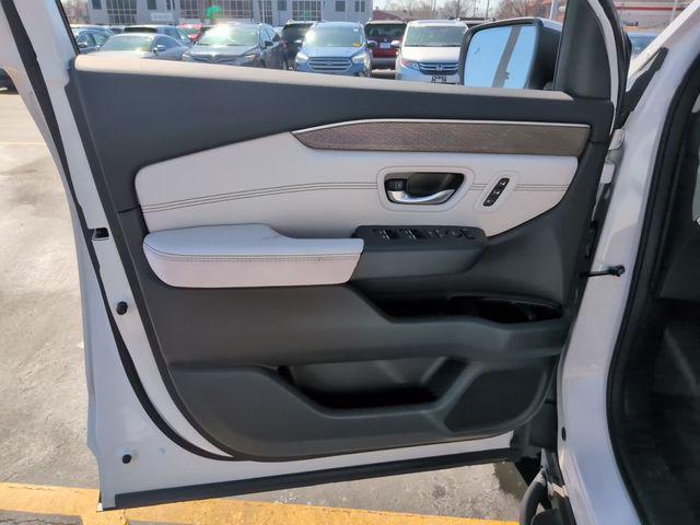 new 2026 Honda Pilot car, priced at $54,924