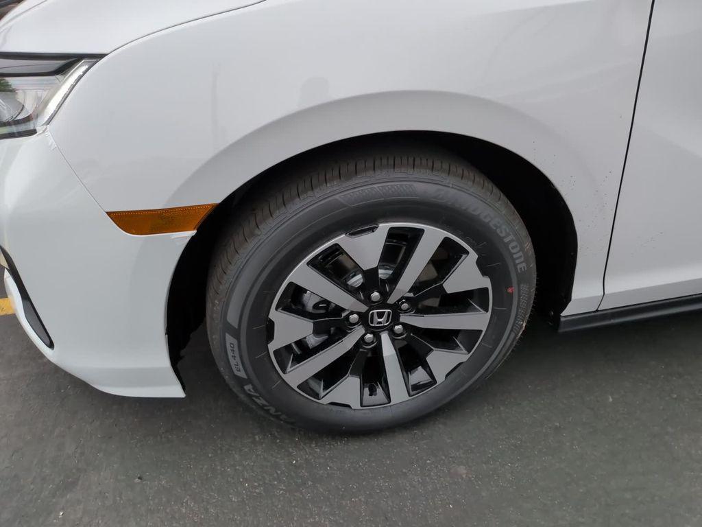 new 2026 Honda Odyssey car, priced at $43,383