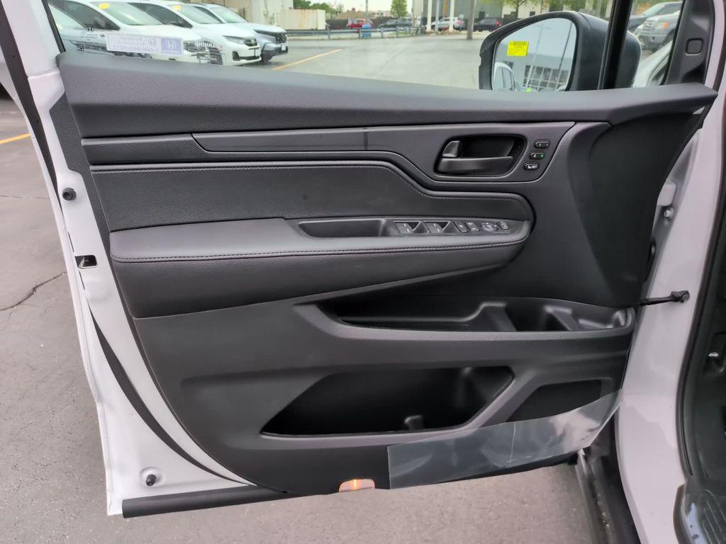 new 2026 Honda Odyssey car, priced at $43,383