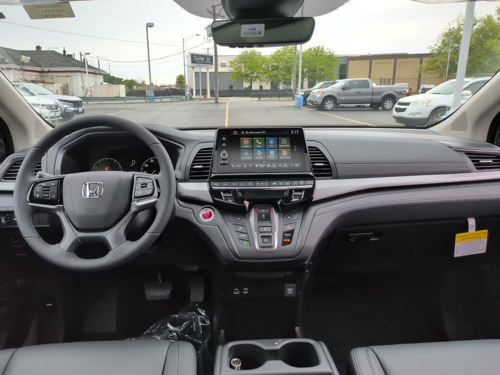 new 2026 Honda Odyssey car, priced at $43,383