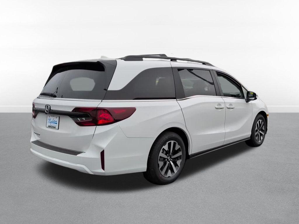new 2026 Honda Odyssey car, priced at $43,383