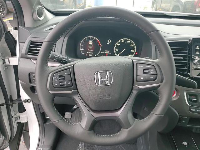 new 2025 Honda Ridgeline car, priced at $43,540