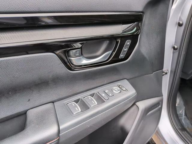 used 2025 Honda CR-V Hybrid car, priced at $34,600