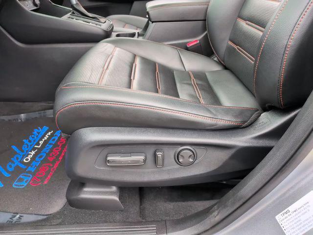 used 2025 Honda CR-V Hybrid car, priced at $34,600
