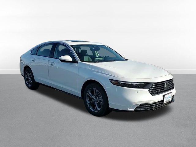 new 2026 Honda Accord Hybrid car, priced at $35,328