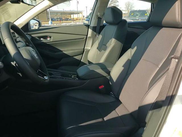 new 2026 Honda Accord Hybrid car, priced at $35,328