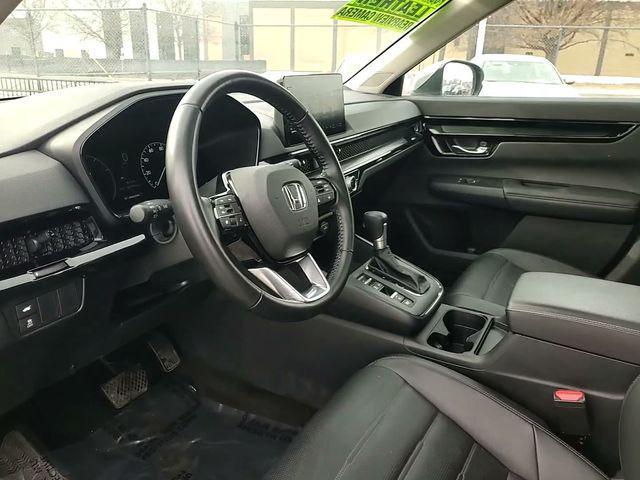 used 2025 Honda CR-V car, priced at $33,500
