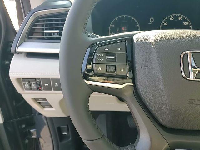 new 2026 Honda Odyssey car, priced at $43,182