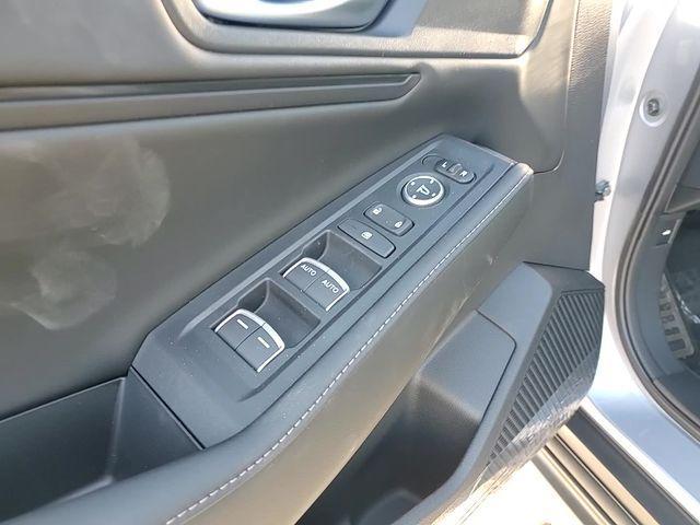 new 2025 Honda Accord Hybrid car, priced at $33,269