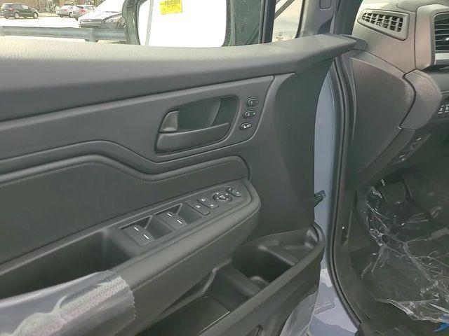 new 2026 Honda Odyssey car, priced at $44,415