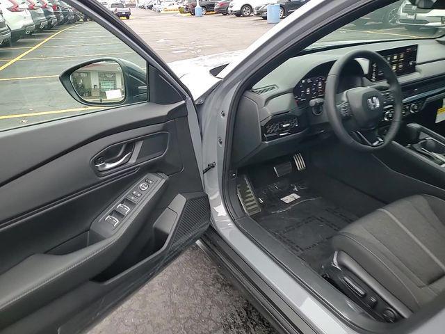 new 2025 Honda Accord Hybrid car, priced at $34,132