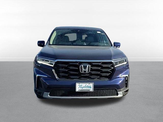 new 2025 Honda Pilot car, priced at $45,364