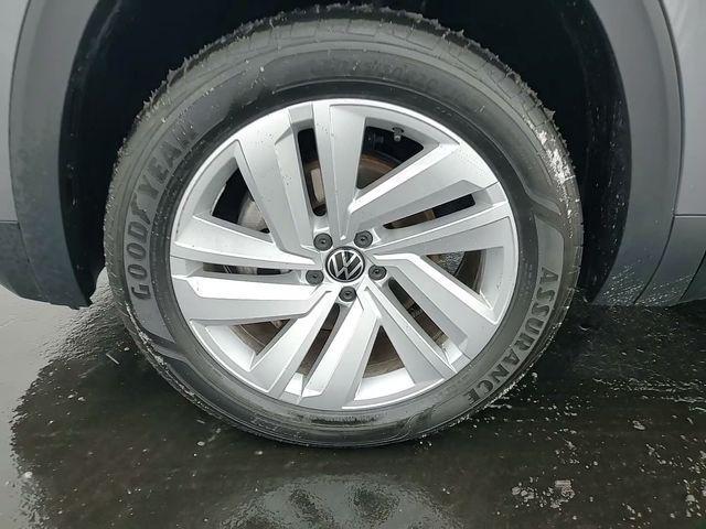 used 2023 Volkswagen Atlas Cross Sport car, priced at $26,000