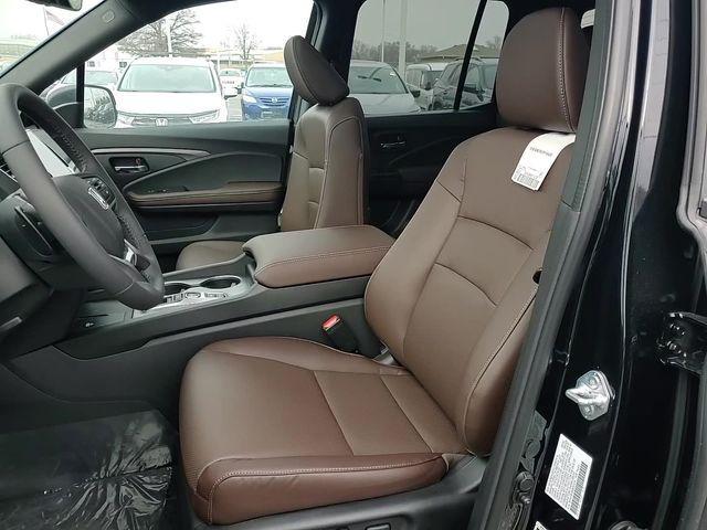 new 2025 Honda Ridgeline car, priced at $41,812