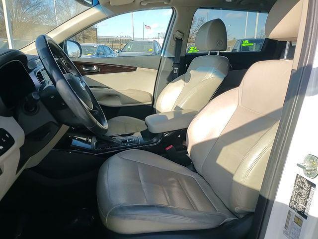 used 2019 Kia Sorento car, priced at $15,500