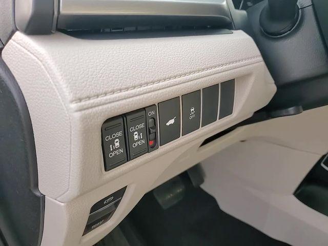 new 2026 Honda Odyssey car, priced at $42,083