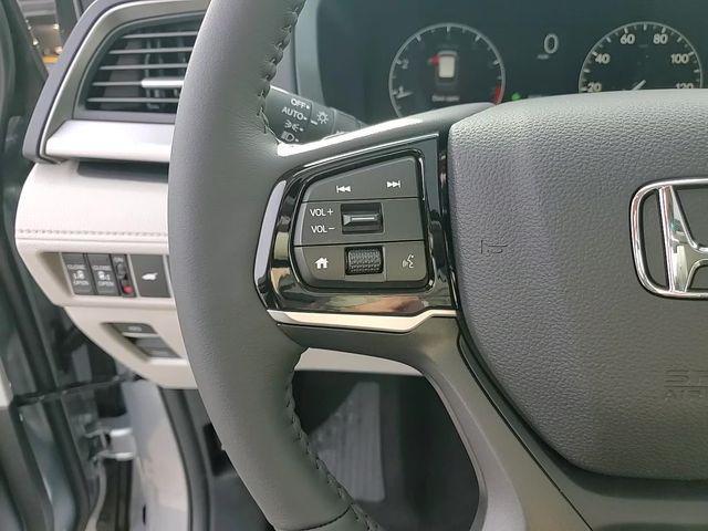 new 2026 Honda Odyssey car, priced at $42,083