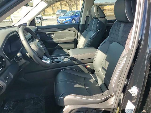 new 2026 Honda Pilot car, priced at $52,728