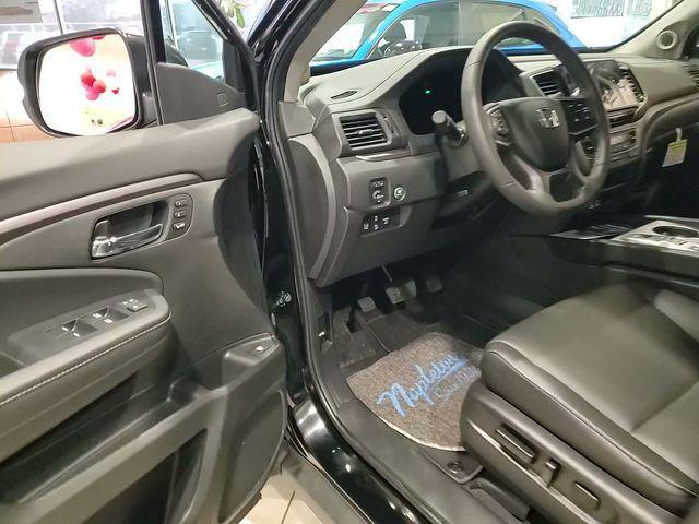 new 2025 Honda Ridgeline car, priced at $43,230