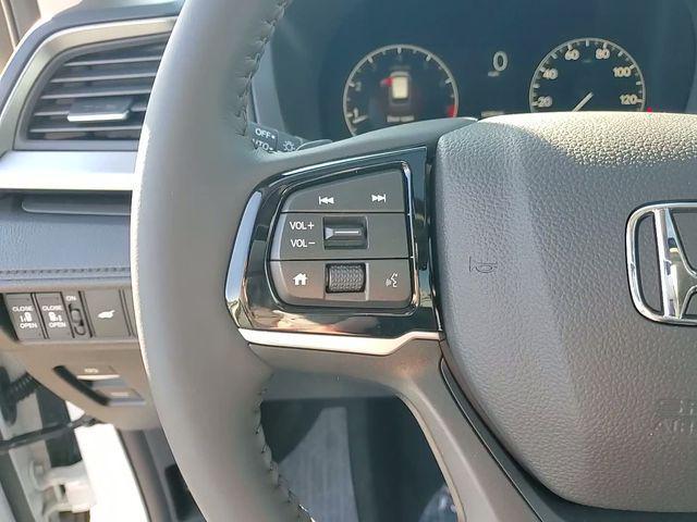 new 2026 Honda Odyssey car, priced at $43,383