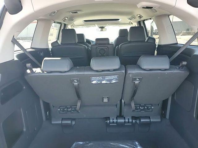 new 2026 Honda Odyssey car, priced at $43,383