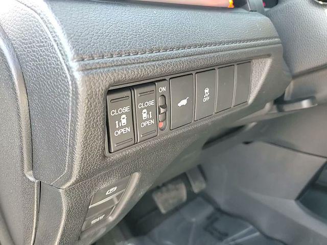 used 2025 Honda Odyssey car, priced at $38,000