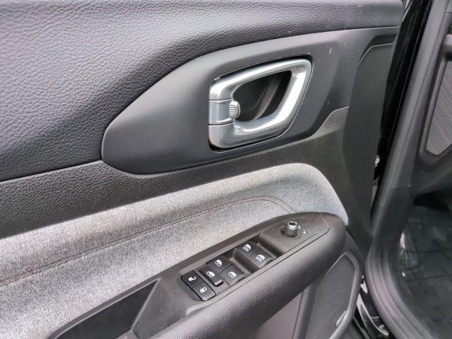 used 2023 Jeep Compass car, priced at $23,412