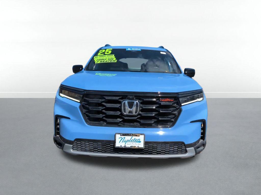 used 2025 Honda Pilot car, priced at $39,412