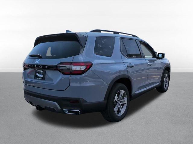 new 2026 Honda Pilot car, priced at $47,228