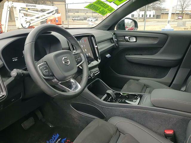 used 2023 Volvo C40 Recharge Pure Electric car, priced at $27,000