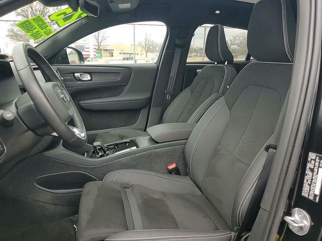 used 2023 Volvo C40 Recharge Pure Electric car, priced at $27,000