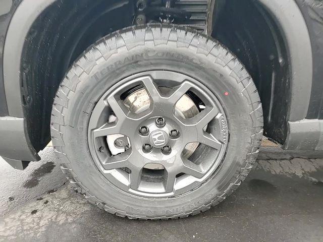 new 2025 Honda Pilot car, priced at $47,833