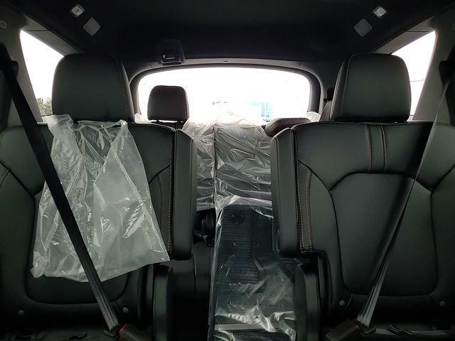 new 2025 Honda Pilot car, priced at $47,833