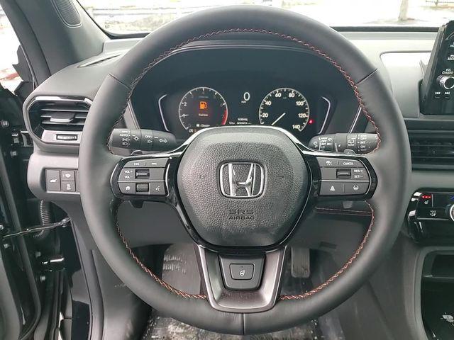 new 2025 Honda Pilot car, priced at $47,833