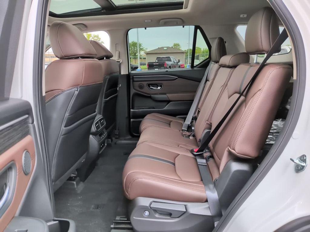 new 2026 Honda Pilot car, priced at $51,029