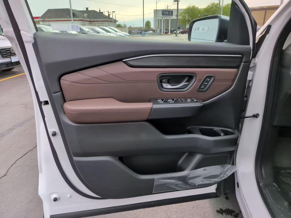 new 2026 Honda Pilot car, priced at $51,029