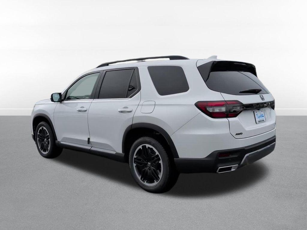 new 2026 Honda Pilot car, priced at $51,029