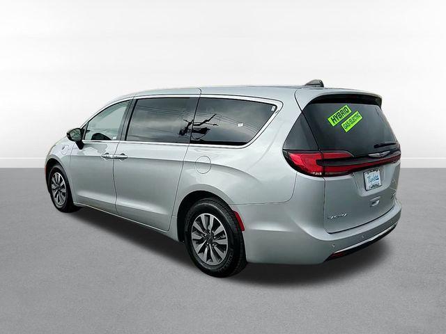 used 2024 Chrysler Pacifica Hybrid car, priced at $26,750