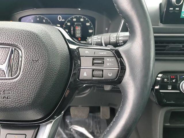 used 2023 Honda Pilot car, priced at $40,350