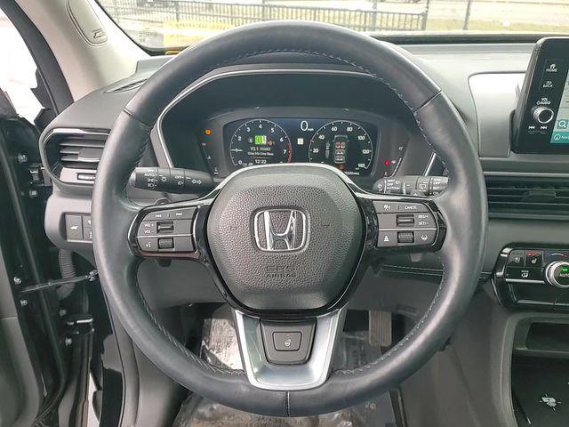 used 2023 Honda Pilot car, priced at $40,350