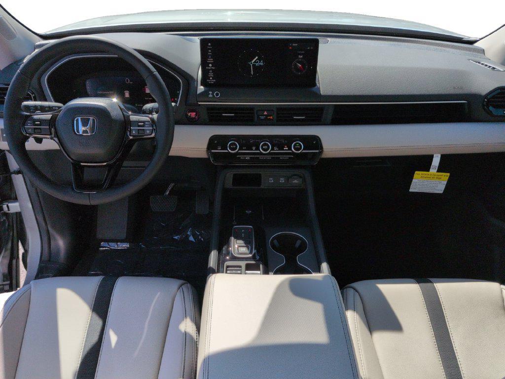 new 2026 Honda Pilot car, priced at $45,801
