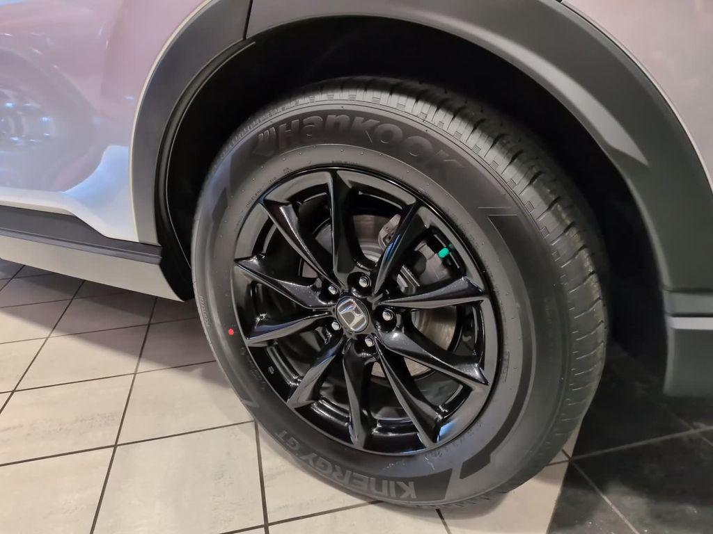 new 2026 Honda CR-V Hybrid car, priced at $39,996