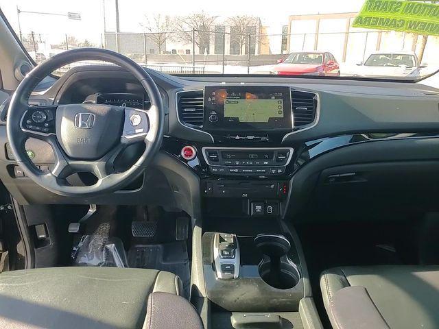 used 2022 Honda Pilot car, priced at $33,000