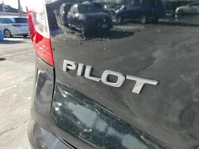 used 2022 Honda Pilot car, priced at $33,000