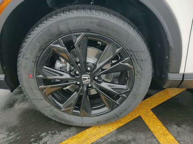 new 2026 Honda CR-V Hybrid car, priced at $41,800