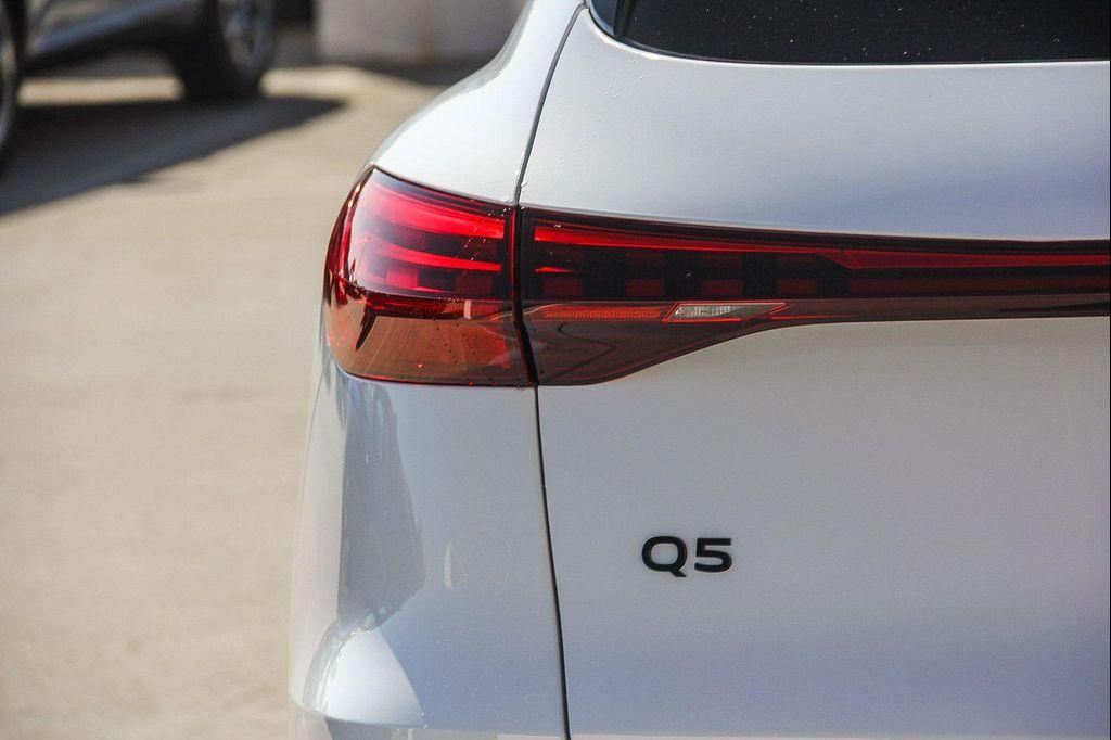 new 2025 Audi Q5 car, priced at $59,195